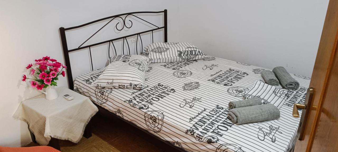 Semesterbostad Comfortable And Spacious Stone Traditional Chania (Crete)
